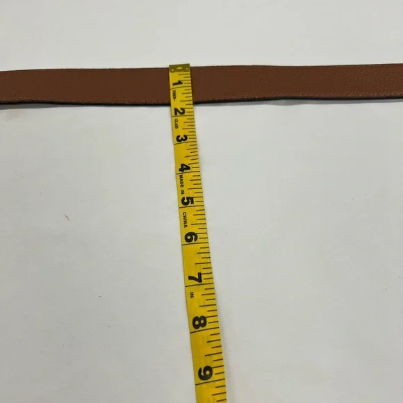 MICHAEL KORS Reversible Logo Belt - Picture 4 of 4